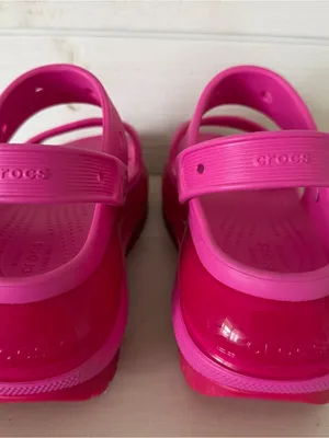 Crocs Classic Mega Crush Sandal Unisex Thick Sole Womens 8 Mens 6 Hot Pink NEW thumbnail 9