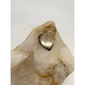 Vintage‎ Sorority Heart Charm 1/20 12K Gold Filled Greek Letter Pendant 0.98g thumbnail 3