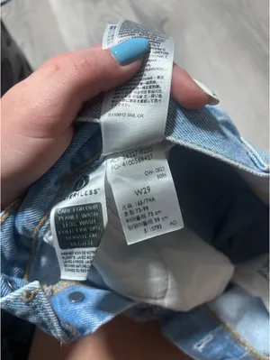 Levi’s 501 Denim Shorts thumbnail 3