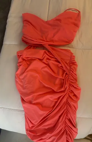 Oh Polly Hot Pink Bodycon Dress thumbnail 1