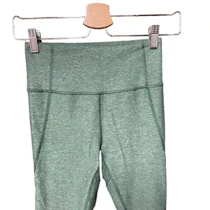 Outdoor‎ Voices 3/4 Warmup Leggings Hunter Green Size XS thumbnail 4