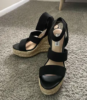 Steve Madden  thumbnail 1