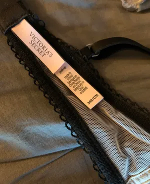 Victoria’s Secret Bra thumbnail 3