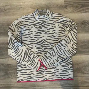 Anthropologie Small White/Gray Tiger Striped Mock neck Sweater w/pink trim thumbnail 2