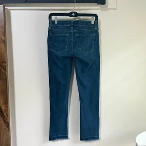 PAIGE Miki Straight Jeans In Merrick released Raw Hem Size 27 Dark Wash thumbnail 11