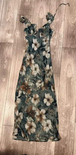 Gorgeous green and brown dress thumbnail 1