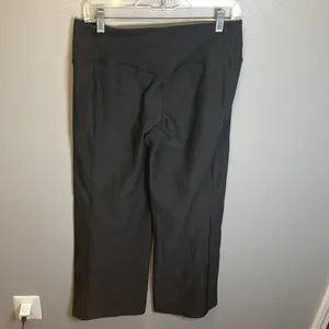 Nike Women's Dri-Fit Legend Classic Fit Leggings Wide Leg Black Size Medium‎ thumbnail 4