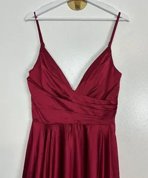 LA FEMME Satin Ballgown in Wine Size US 10 thumbnail 5