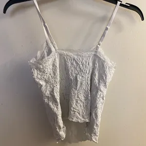 So Womens Juniors White Textured Lace Print Cami Camisole Tank Top XS Bust 28” thumbnail 5