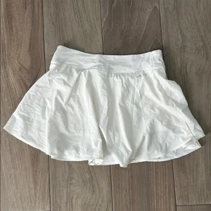 Nike Women's Dri-Fit Victory Flouncy 15" White Tennis Skort thumbnail 5
