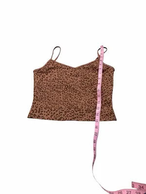 GAP FIT cheetah print cropped workout top thumbnail 3