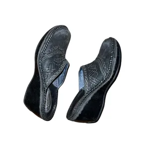 Clarks Artisan Black Leather Mules with Stitch Detail Size 7 1/2 M thumbnail 3