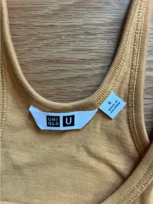 Uniqlo Tank Top thumbnail 2