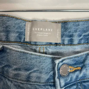 Everlane The Relaxed Straight Fit Organic Cotton Jeans Relaxed Fit thumbnail 3
