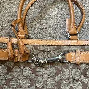 Vintage Coach Hampton Shoulder Bag thumbnail 4