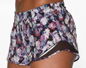 Lululemon Shorts Hotty Hot 2.5" Low-Rise thumbnail 1