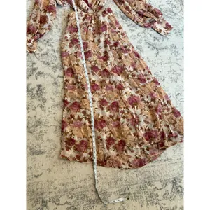 En Saison Lissandra Midi Dress Pink Floral Size Small NWT Long Sleeve Cut Out thumbnail 8
