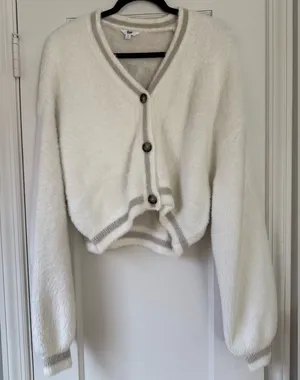Ascot and Hart. Cream Fuzzy Sweater. Size small. thumbnail 1