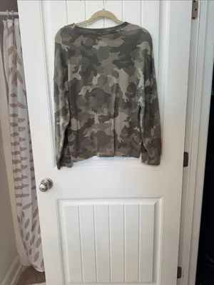 Olive & Oak Women's Camo Crewneck Sweatshirt - Olive Green thumbnail 2