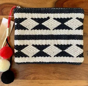 FRANCESCA’S Boho Aztec Small Tassel Bag thumbnail 1
