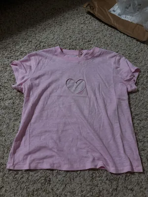 SKIMS Heart Baby Tee Brand new Size Large thumbnail 3