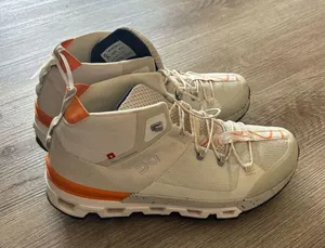 Women’s On Cloudtrax Hiking Shoes White Size 8.5 thumbnail 2