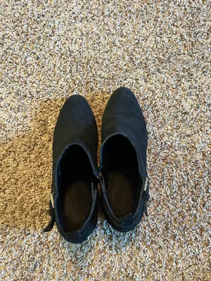 Black Bootie Size 7 thumbnail 2