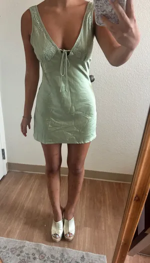 Princess Polly Green satin mini dress thumbnail 1