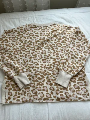 Aerie Cheetah Print Crewneck thumbnail 3
