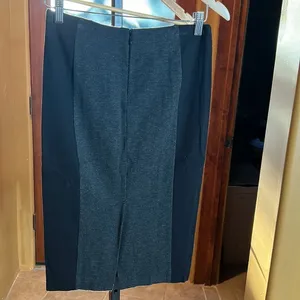 CAbi Size 2 Ponte Knit Pencil Skirt Style #449 Black Gray Colorblock thumbnail 4