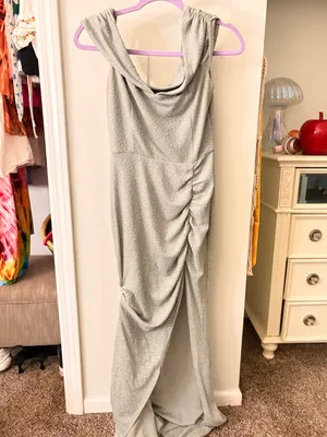 Windsor off the shoulder long green sparkly dress size Large thumbnail 2