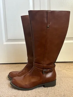American Eagle boots thumbnail 2