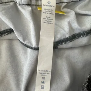 1045. Lululemon Final Play Crop 23" pants in Heather Lux Multi Black. Sz 12 thumbnail 5