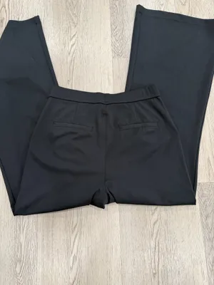Halara dress pants  thumbnail 3