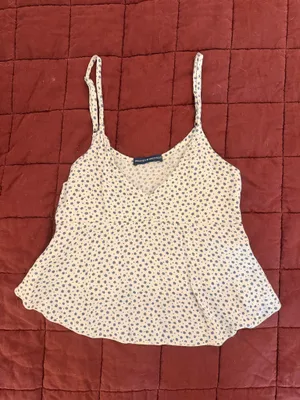 Brandy Melville Floral Tank Top thumbnail 3