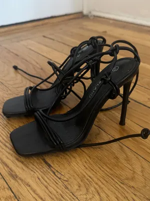 Black strappy heels Size 6.5 thumbnail 2