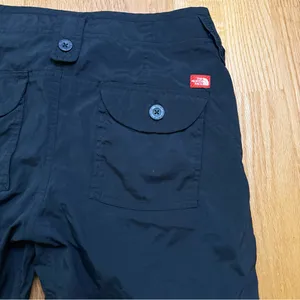 The North Face Women's T150 T550 Cargo Hiking Shorts Outdoor Gorp Black 6 Long thumbnail 16