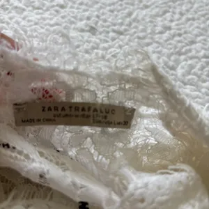 Zara Trafaluc White Cord Embroidered Lace Halter Crop Top L Sheer Boho Coquette thumbnail 3
