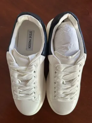 Steve Madden Gaines Platform Women’s Sneakers 8.5M thumbnail 2