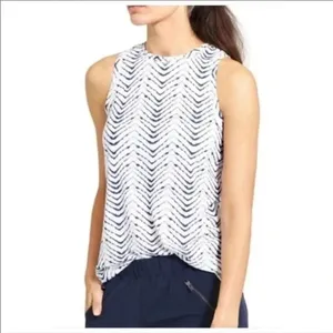 ✨ Athleta breezy tank arrowhead tie dye print top✨ thumbnail 2