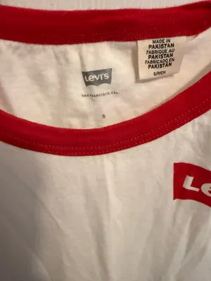 Levi’s White Red Ringer Logo Graphic Tee Size Small thumbnail 2
