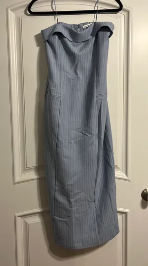 Abercrombie Strapless Tailored Midi Dress thumbnail 2