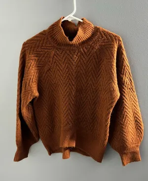 Abercrombie Sweater thumbnail 1