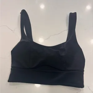 Urban outfitters Women's Black Sports Bra size M thumbnail 1