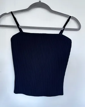 Babaton Aritzia Black Ribbed Sculpt Knit Tank Top Cami Size Small thumbnail 1
