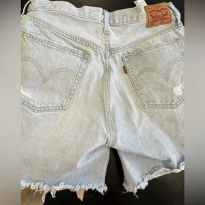 Levi’s 501 Button Fly High Rise Distressed Jean Shorts Sz 30 thumbnail 10