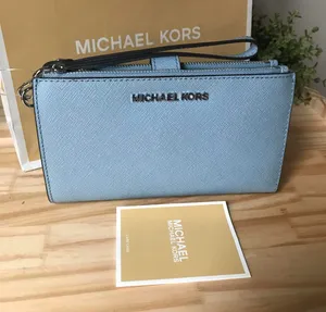 Michael Kors Wallet thumbnail 1