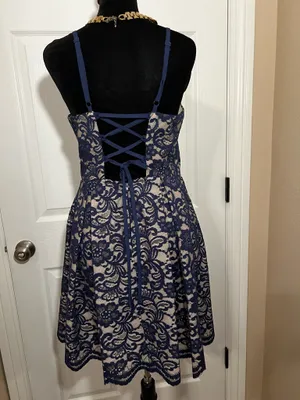 Windsor Navy blue lace dress thumbnail 3