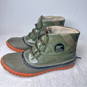 Sorel Waterproof Out And About Green Olive and Orange Winter Ankle Boots thumbnail 2