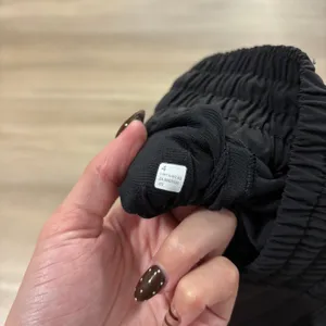 Lululemon Hotty Hot Short High-Rise Long 4" Women Size 4 Black thumbnail 2